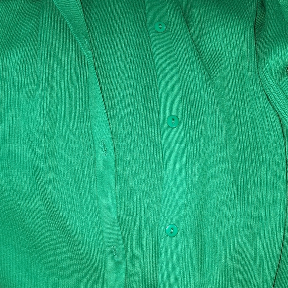 𝅺Vibrant green Shell Sleeve Ribbed Buttons Down Maxi Dress - Picture 9 of 13